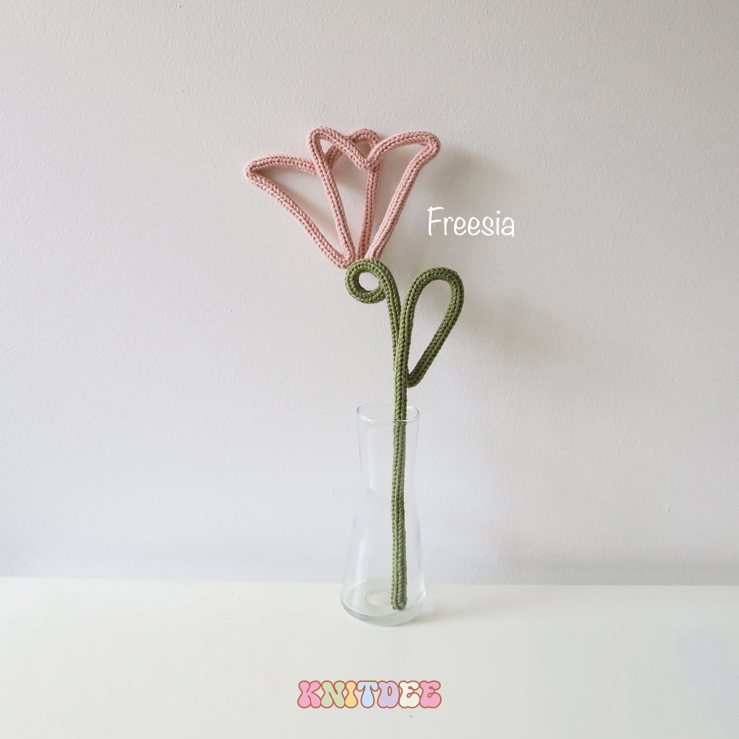 KNITTED FOREVER FLOWERS