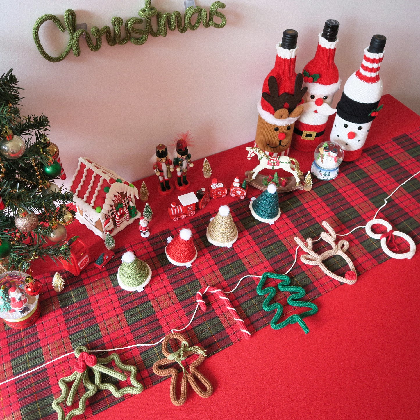 CHRISTMAS GARLAND SET