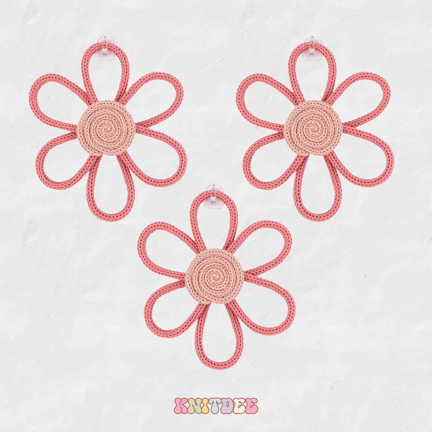 CLASSIC KNIT FLOWER