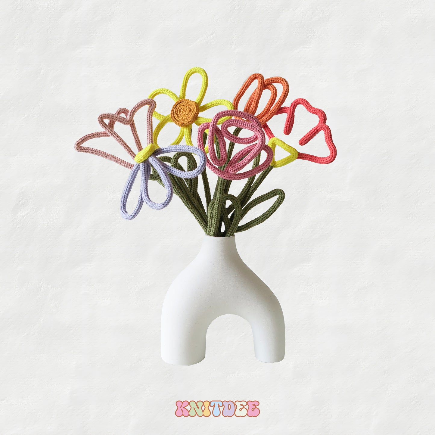 KNITTED FOREVER FLOWERS